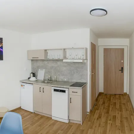 Centrum Zameldowanie 24h Kosciuszki Апартаменты *